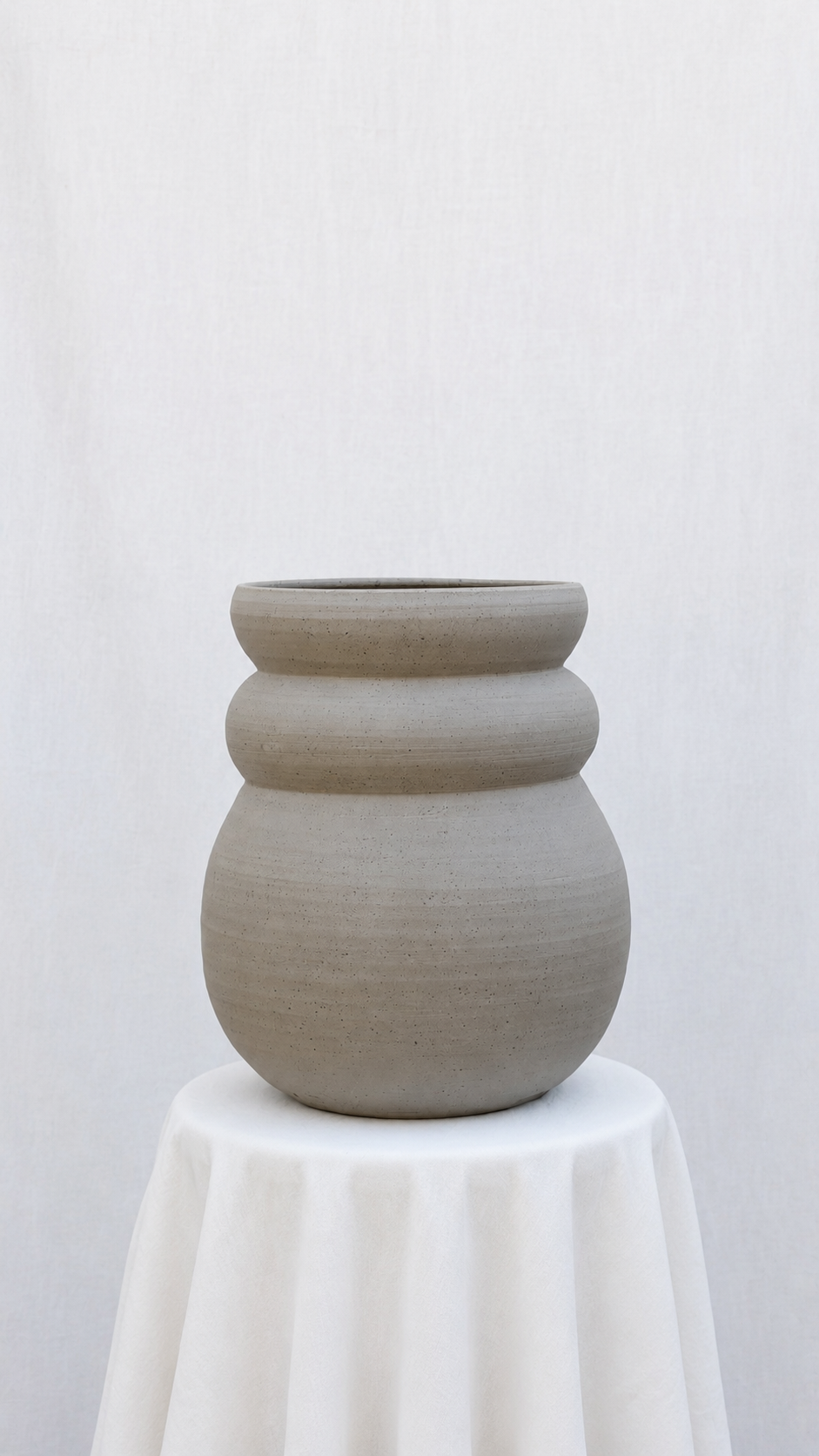 Recycled raw clay planter