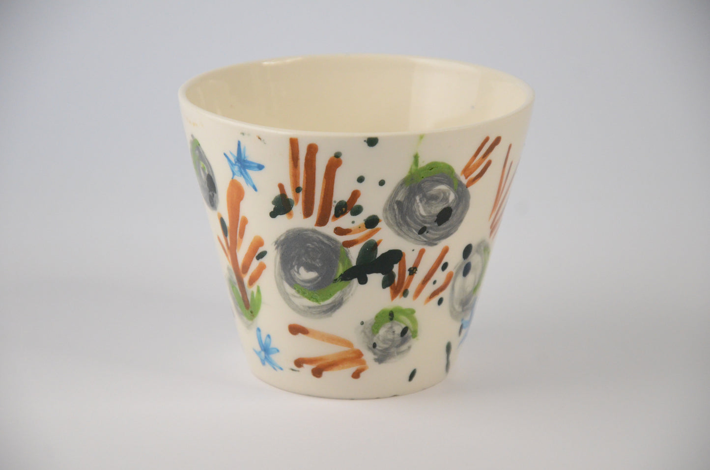 Printed Porcelain cup V shape