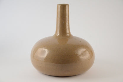 Long nick vase