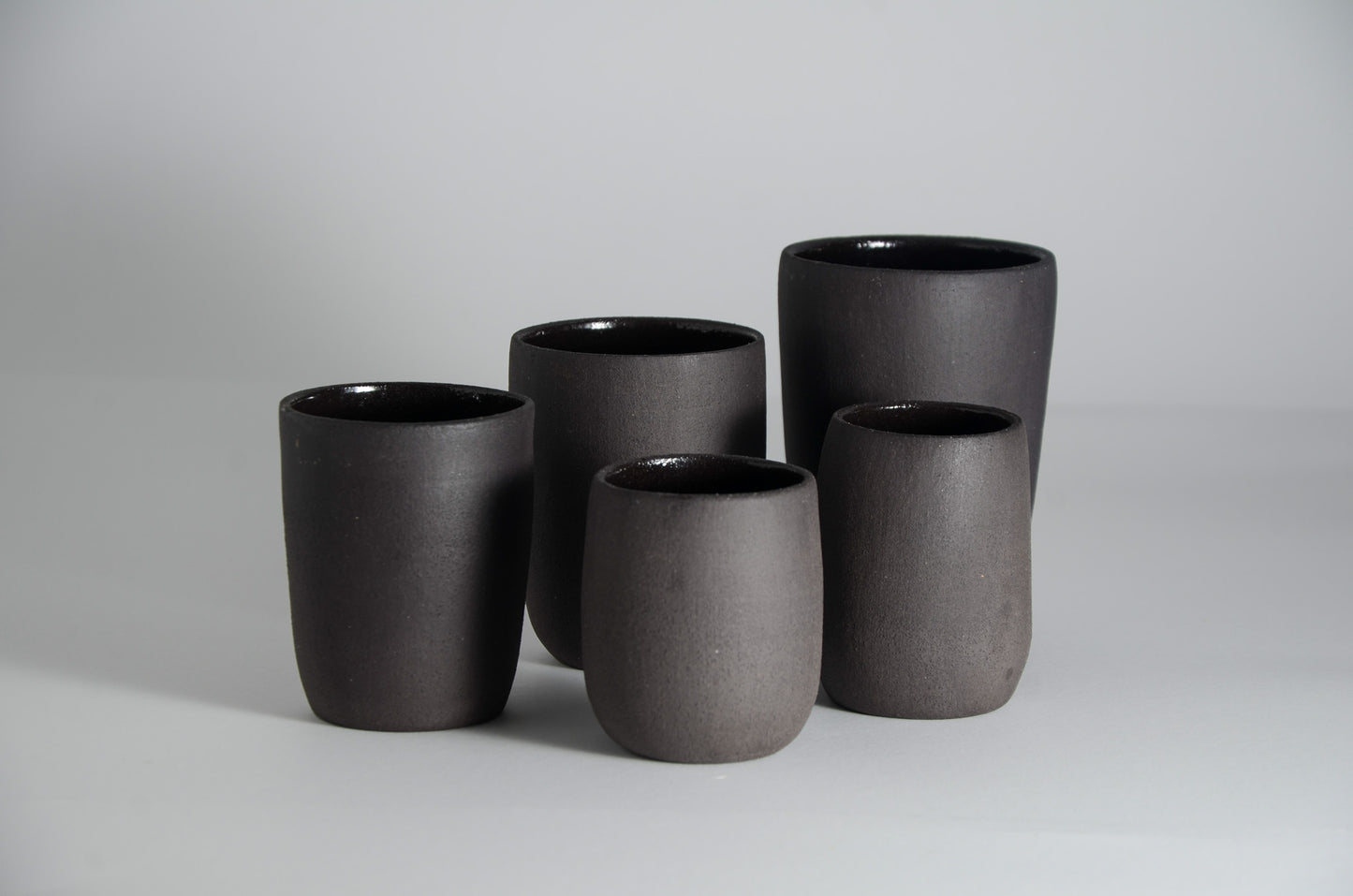 Black cup (medium)