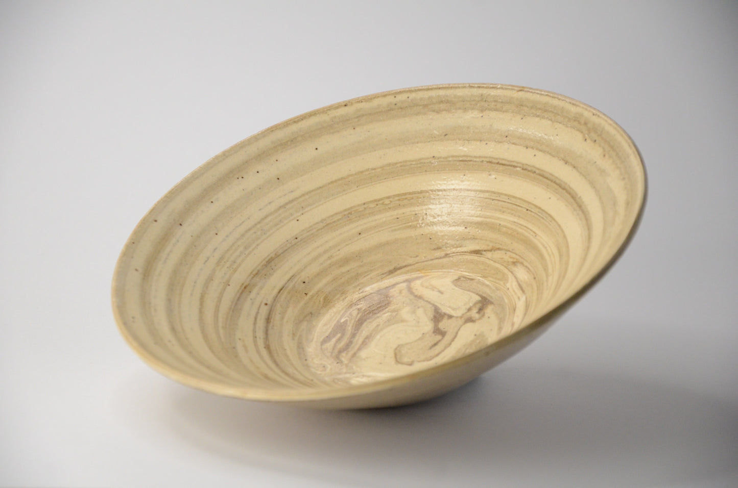 Spiral bowl